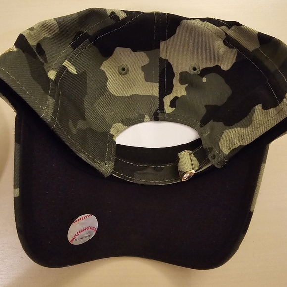 Two baseball ⚾️ caps...new - Picture 5 of 5